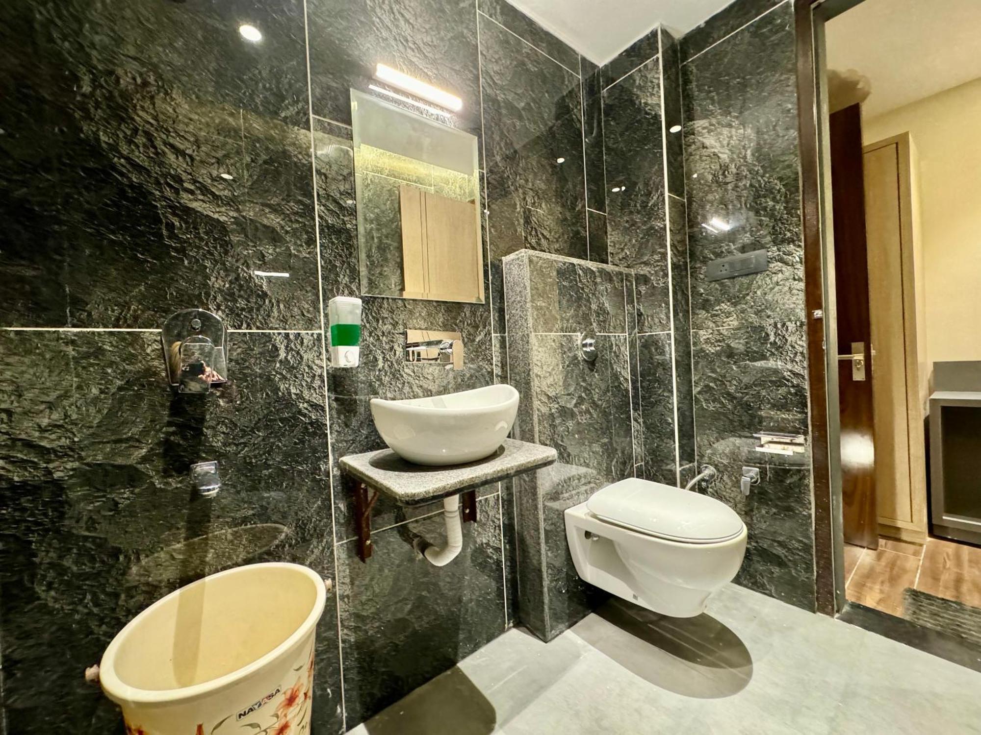 Hotel 51 Amritsar Exterior foto